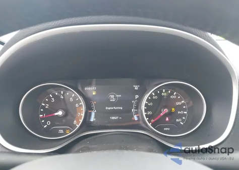 2018 Jeep Compass Latitude 4X4 z USA, uszkodzony, nr VIN 3C4NJDBB4JT334450